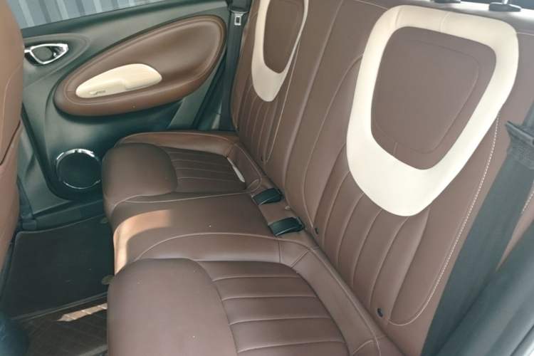 Used Wuling Bingo 2024 333 km Enjoyment Version Left Rear Seat