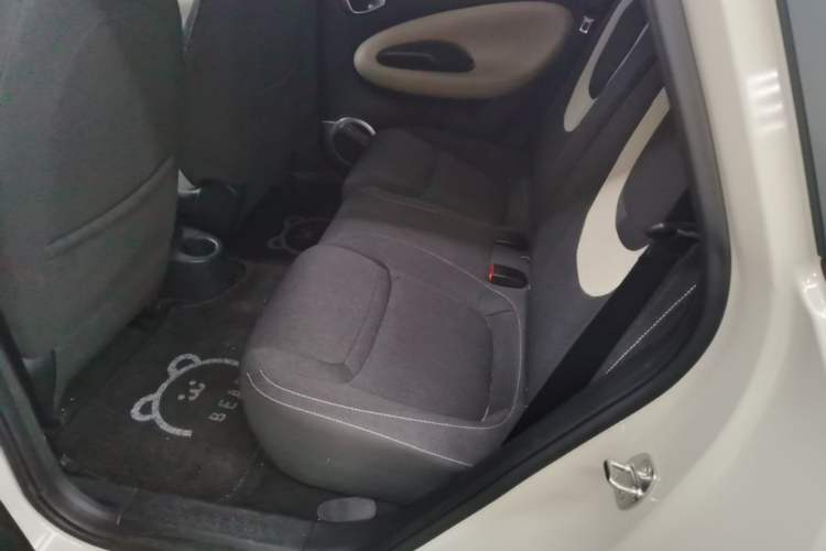 Used Wuling Bingo 2024 203km Light Edition Left Rear Seat