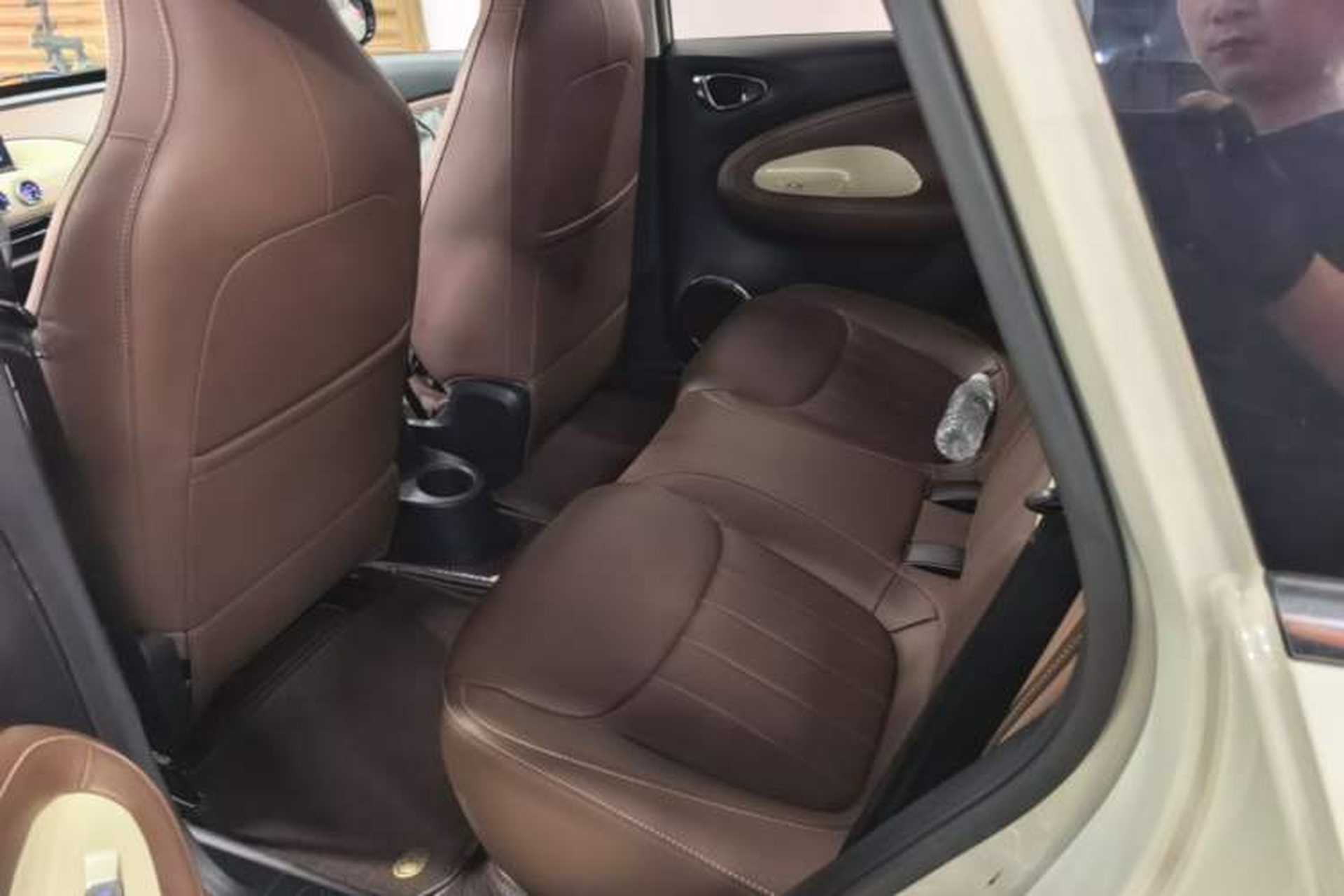 Used Wuling Bingo 2024 333 km Lingxi Connected Version Left Rear Seat