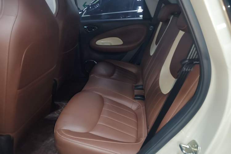 Used Wuling Bingo 2024 333 km Enjoyment Version Left Rear Seat