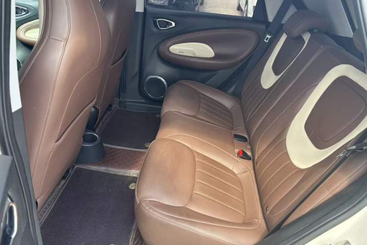 Used Wuling Bingo 2024 333 km Enjoyment Version Left Rear Seat