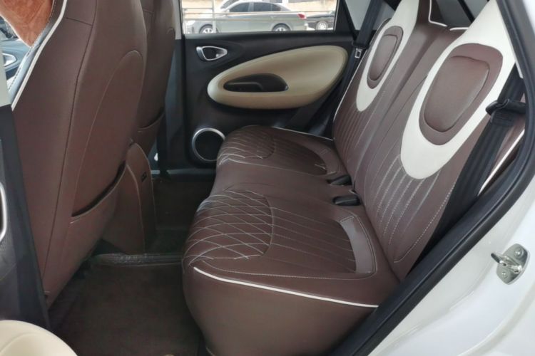 Used Wuling Bingo 2024 203km Light Edition Left Rear Seat