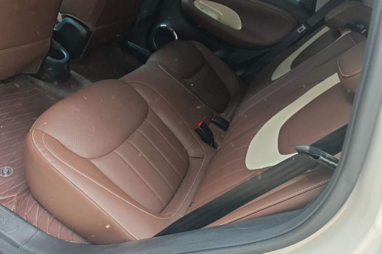 Used Wuling Bingo 2024 333 km Enjoyment Version Left Rear Seat