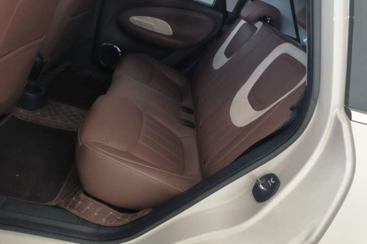 Used Wuling Bingo 2024 333 km Enjoyment Version Left Rear Seat