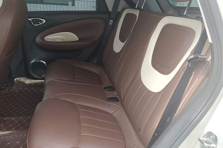 Used Wuling Bingo 2024 333 km Enjoyment Version Left Rear Seat