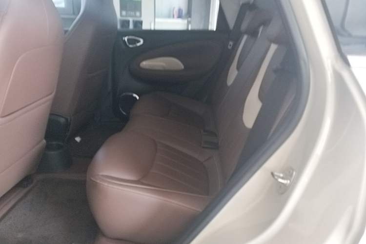 Used Wuling Bingo 2024 333 km Enjoyment Version Left Rear Seat