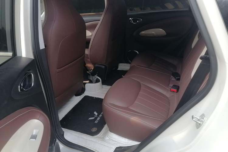 Used Wuling Bingo 2024 333 km Enjoyment Version Left Rear Seat