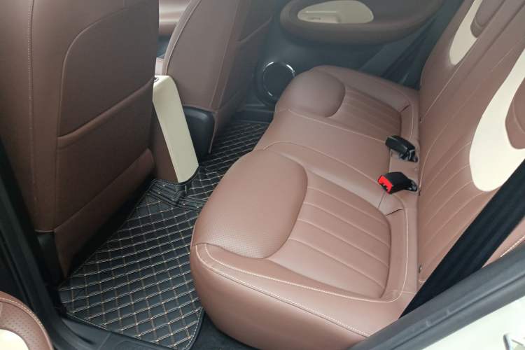 Used Wuling Bingo 2024 333 km Enjoyment Version Left Rear Seat