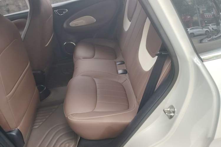 Used Wuling Bingo 2024 333 km Lingxi Connected Version Left Rear Seat