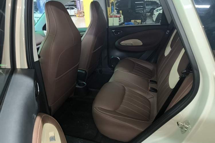 Used Wuling Bingo 2024 333 km Enjoyment Version Left Rear Seat