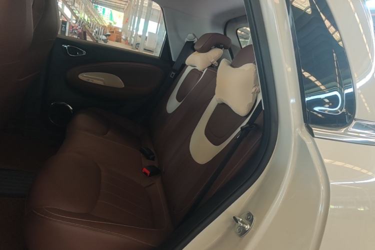 Used Wuling Bingo 2024 333 km Enjoyment Version Left Rear Seat