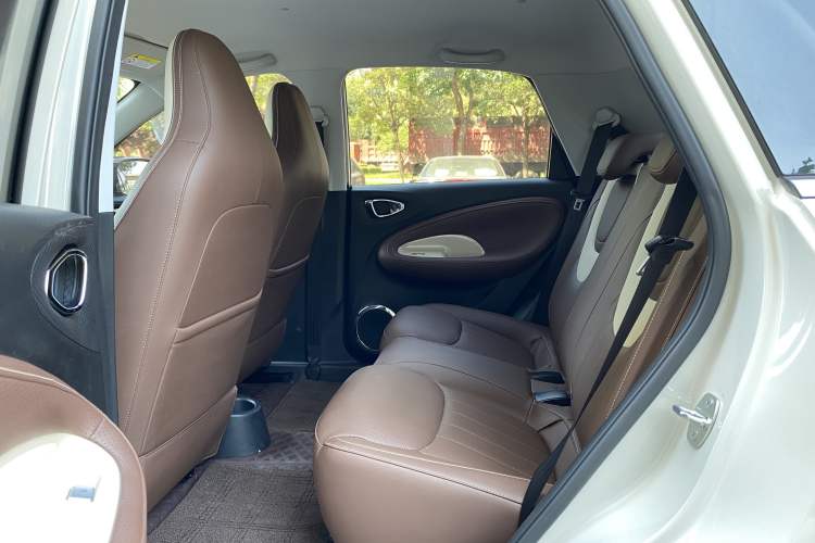 Used Wuling Bingo 2024 333 km Enjoyment Version Left Rear Seat