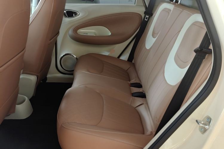 Used Wuling Bingo 2024 333 km Lingxi Connected Version Left Rear Seat