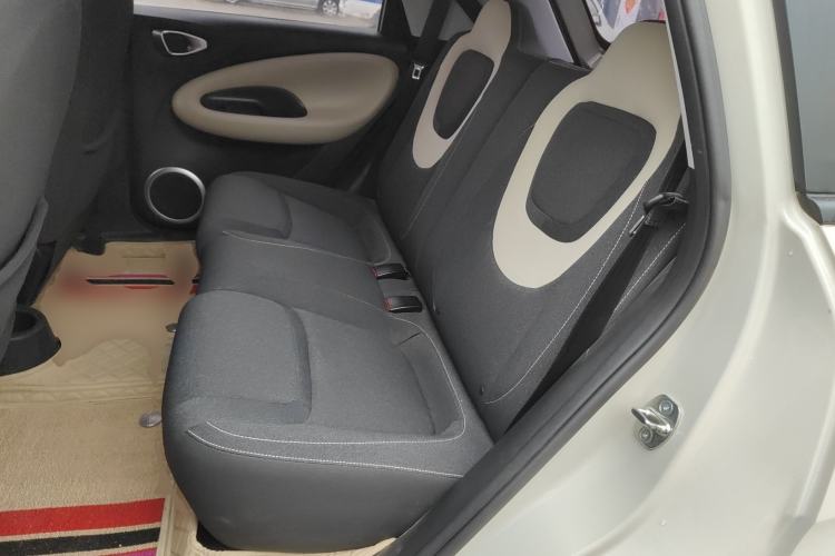 Used Wuling Bingo 2024 203km Light Edition Left Rear Seat