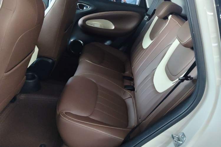 Used Wuling Bingo 2024 333 km Enjoyment Version Left Rear Seat