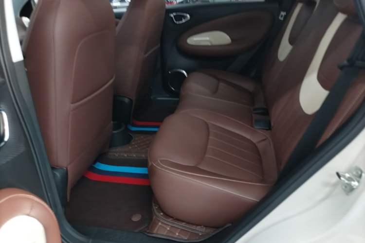 Used Wuling Bingo 2024 333 km Enjoyment Version Left Rear Seat