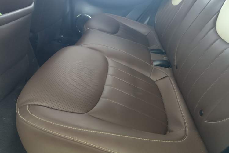Used Wuling Bingo 2024 333 km Enjoyment Version Left Rear Seat