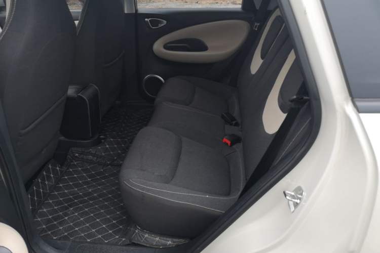 Used Wuling Bingo 2024 203km Light Edition Left Rear Seat