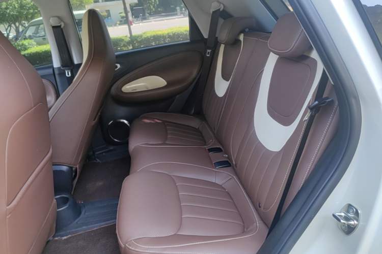 Used Wuling Bingo 2024 333 km Enjoyment Version Left Rear Seat
