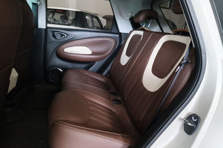 Used Wuling Bingo 2024 333 km Enjoyment Version Left Rear Seat