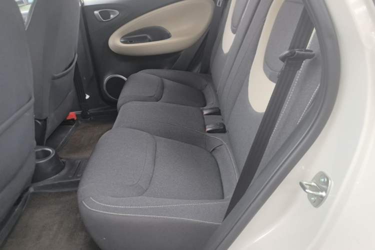 Used Wuling Bingo 2024 203km Light Edition Left Rear Seat
