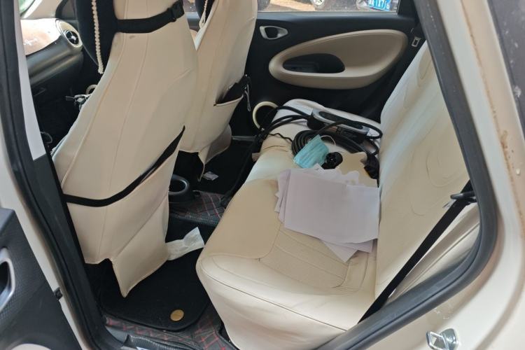 Used Wuling Bingo 2024 203km Light Edition Left Rear Seat