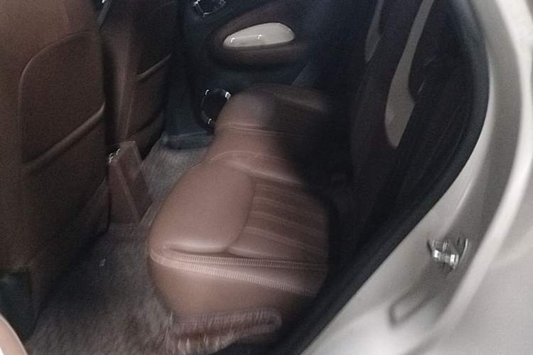 Used Wuling Bingo 2024 333 km Enjoyment Version Left Rear Seat
