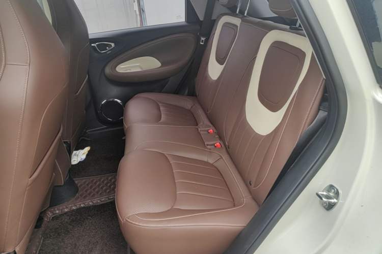Used Wuling Bingo 2024 333 km Enjoyment Version Left Rear Seat