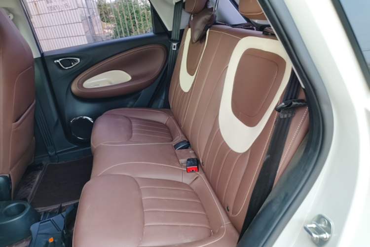 Used Wuling Bingo 2024 333 km Enjoyment Version Left Rear Seat