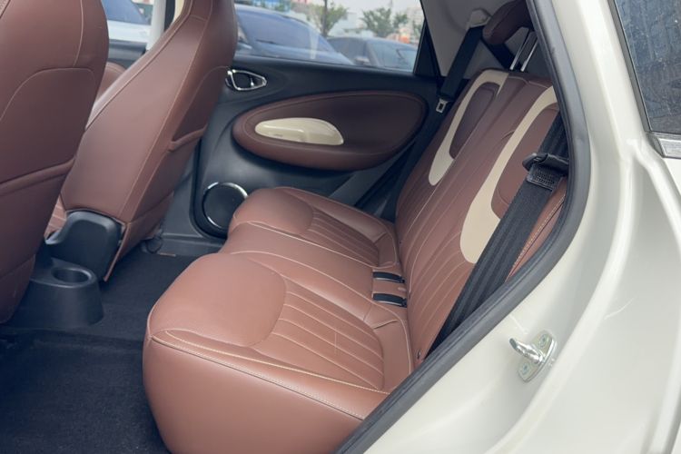 Used Wuling Bingo 2024 333 km Enjoyment Version Left Rear Seat