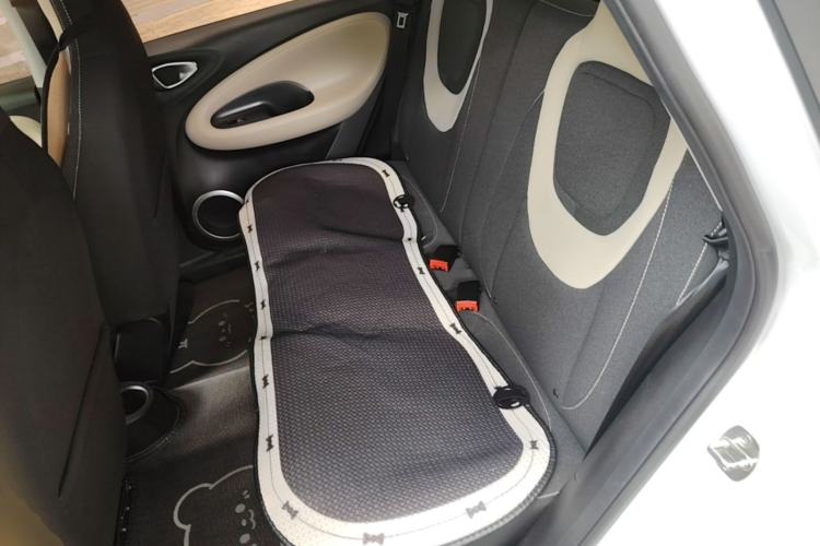 Used Wuling Bingo 2024 203km Light Edition Left Rear Seat