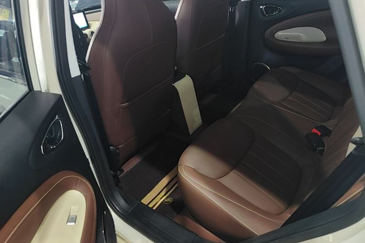 Used Wuling Bingo 2024 333 km Enjoyment Version Left Rear Seat