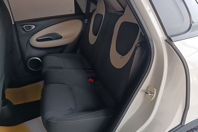 Used Wuling Bingo 2024 203km Light Edition Left Rear Seat