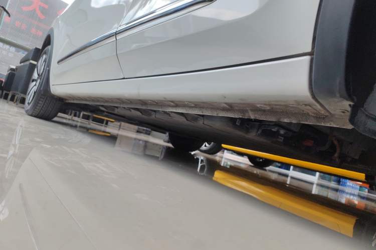 Used Wuling Bingo 2024 333 km Lingxi Connected Version Left Side Sill