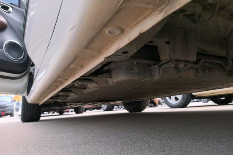 Used Wuling Bingo 2024 333 km Lingxi Connected Version Left Side Sill