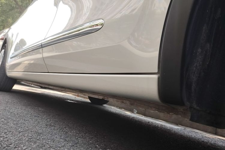 Used Wuling Bingo 2024 333 km Lingxi Connected Version Left Side Sill