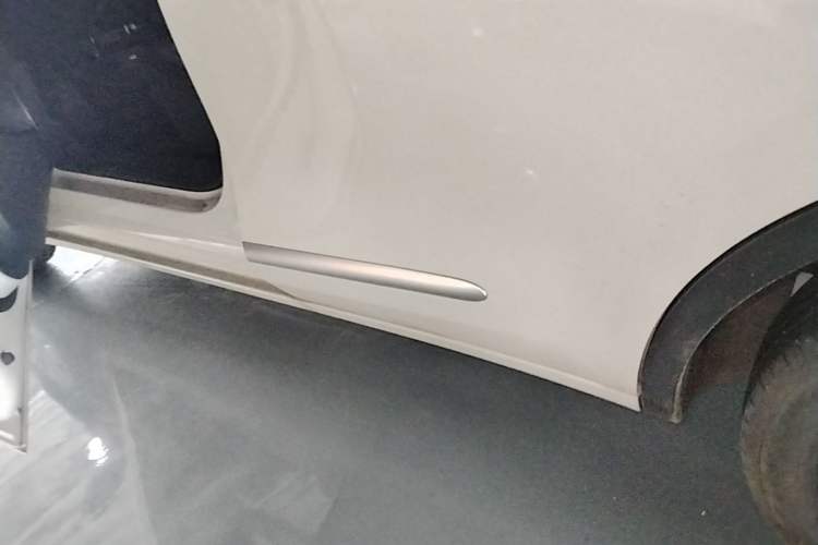 Used Wuling Bingo 2024 203km Light Edition Left Side Sill