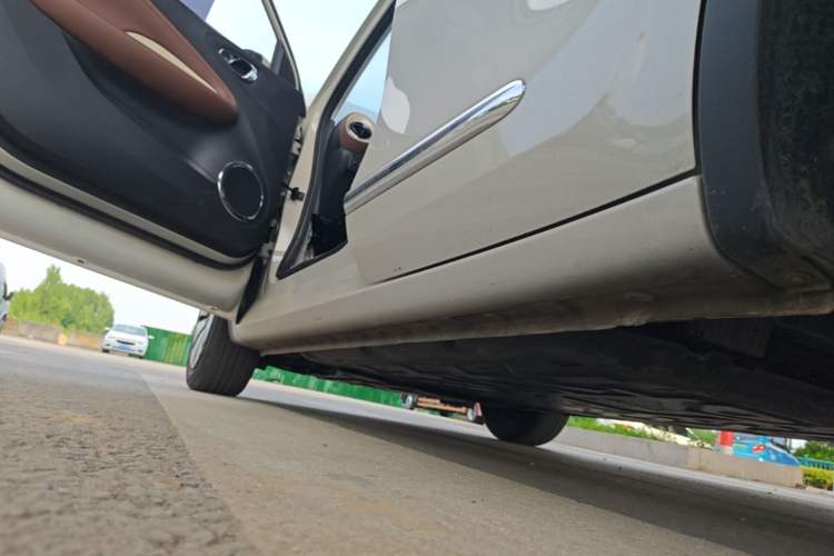 Used Wuling Bingo 2024 333 km Enjoyment Version Left Side Sill