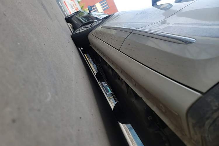 Used Wuling Bingo 2024 333 km Lingxi Connected Version Left Side Sill