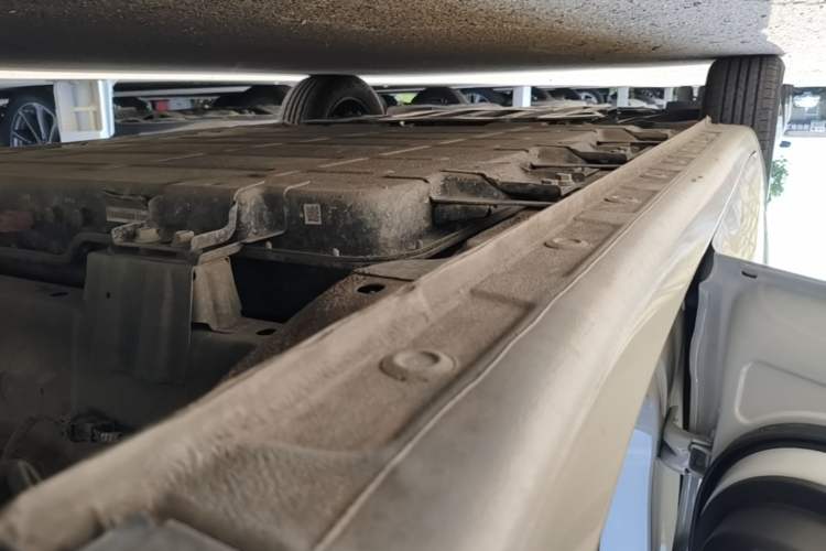Used Wuling Bingo 2024 333 km Enjoyment Version Left Side Sill
