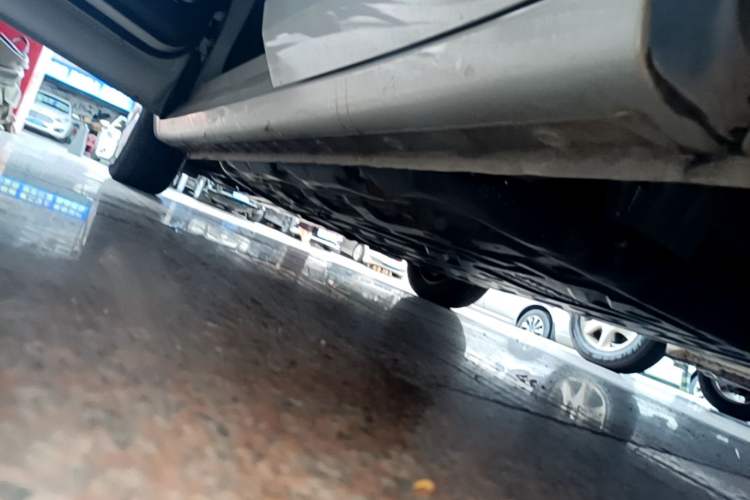Used Wuling Bingo 2024 333 km Lingxi Connected Version Left Side Sill