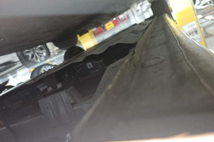 Used Wuling Bingo 2024 333 km Lingxi Connected Version Left Side Sill