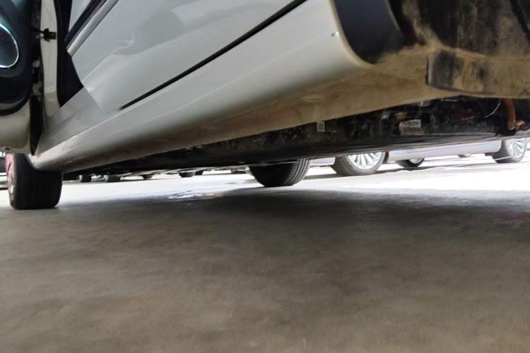 Used Wuling Bingo 2024 333 km Lingxi Connected Version Left Side Sill