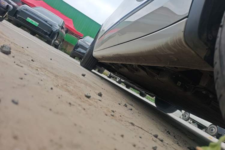 Used Wuling Bingo 2024 333 km Lingxi Connected Version Left Side Sill