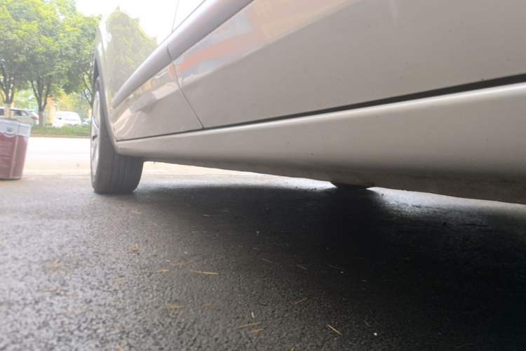 Used Wuling Bingo 2024 203km Light Edition Left Side Sill