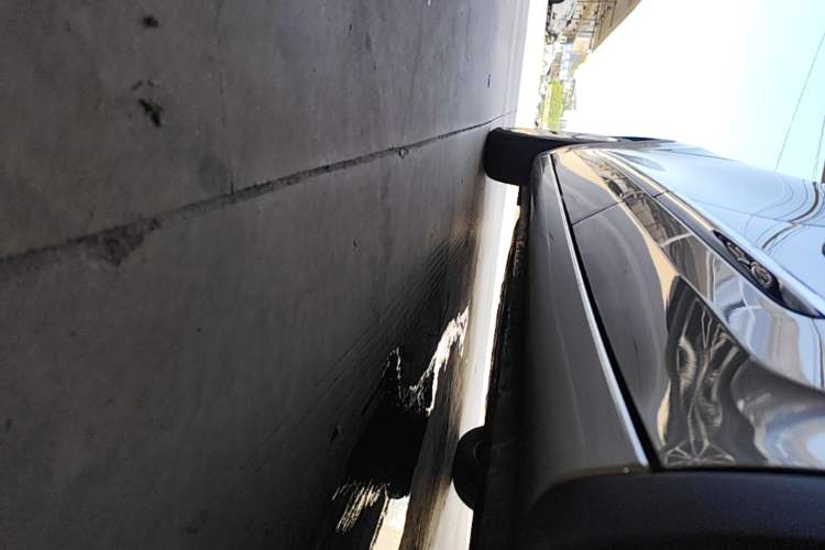 Used Wuling Bingo 2024 333 km Lingxi Connected Version Left Side Sill