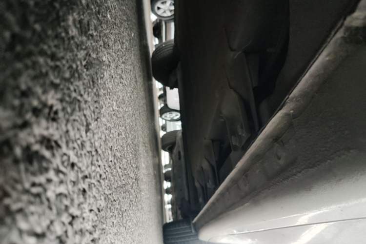 Used Wuling Bingo 2024 333 km Lingxi Connected Version Left Side Sill