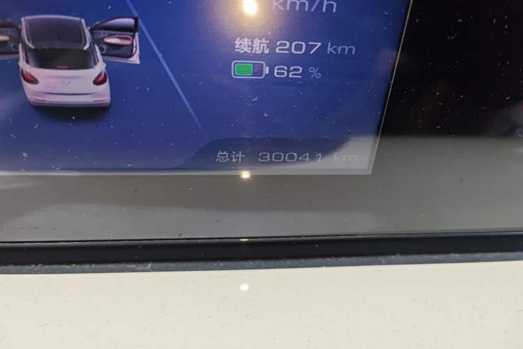 Used Wuling Bingo 2024 333 km Enjoyment Version Odometer Close Up