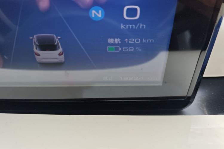 Used Wuling Bingo 2024 203km Light Edition Odometer Close Up