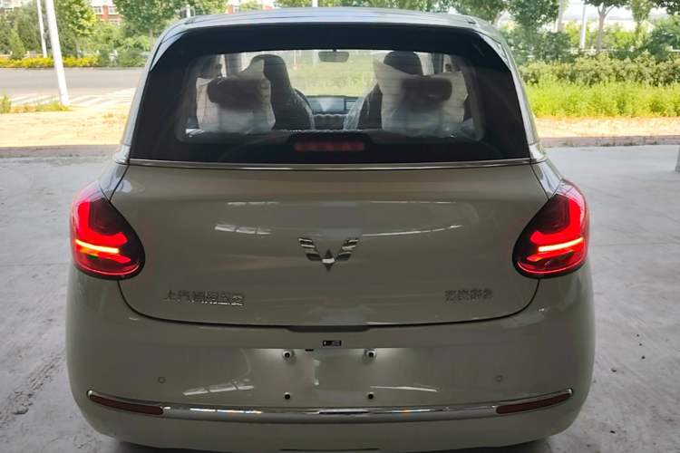 Used Wuling Bingo 2024 333 km Enjoyment Version Rear